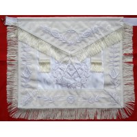 Past Master Apron with Wreath, Vine Work and Fringe All White